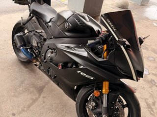 2018 Yamaha YZF-R6, чёрный, 1050000 рублей, вид 4