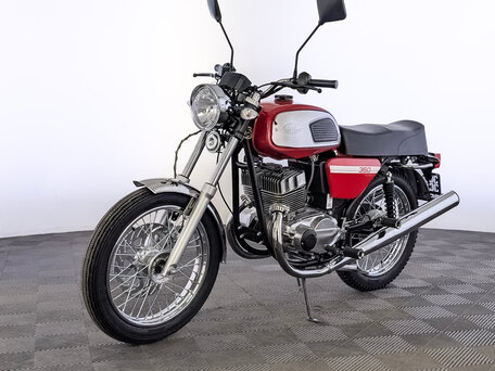 2026 Jawa 350/634 Retro, красный, 788400 рублей, вид 4