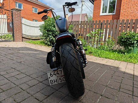 2022 Harley-Davidson Sportster 883, чёрный, 800000 рублей, вид 2