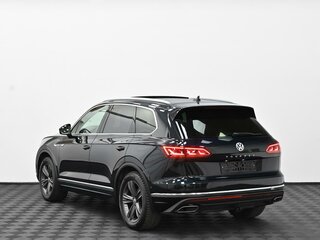 2019 Volkswagen Touareg III, синий, 3945000 рублей, вид 4