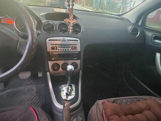 2011 Peugeot 308 I Рестайлинг, белый, 450000 рублей, вид 5