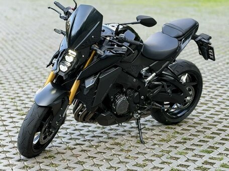 2021 Suzuki GSX-S 1000, чёрный, 1074000 рублей, вид 3