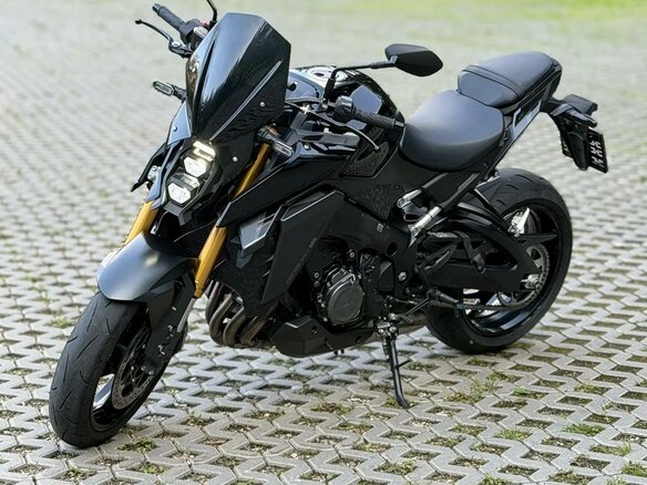 2021 Suzuki GSX-S 1000, чёрный, 1045000 рублей - вид 1