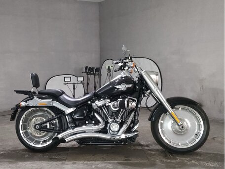 2018 Harley-Davidson Fat Boy, чёрный, 1645000 рублей, вид 1