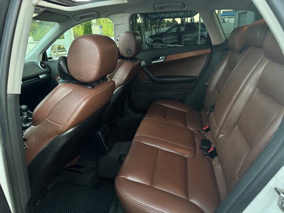 2009 Audi A3 II (8P) Рестайлинг 2, белый, 760000 рублей - вид 18
