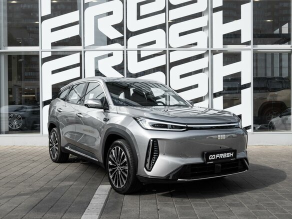 2026 Geely Galaxy M7, серый, 3832500 рублей
