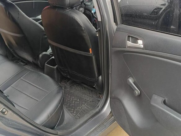 2013 Hyundai Solaris I, серый, 360000 рублей - вид 12