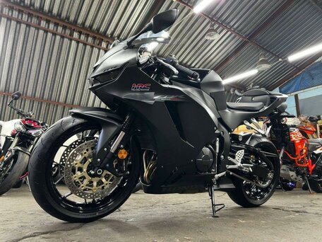 2023 Honda CBR 600RR, чёрный, 1320000 рублей, вид 2