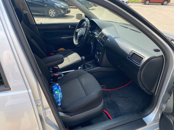 2002 Volkswagen Bora I, серебристый, 450000 рублей - вид 9