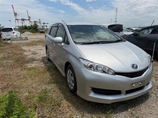 2011 Toyota Wish II, серебристый, 950000 рублей, вид 3