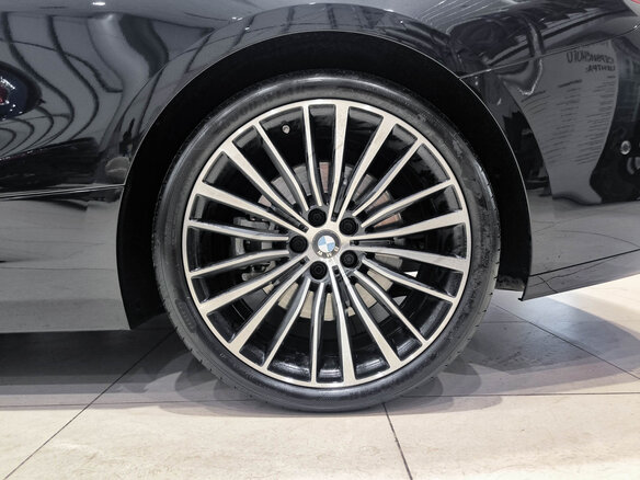 2019 BMW 8 серии 840d xDrive II (G14/G15/G16), чёрный, 6050000 рублей - вид 17