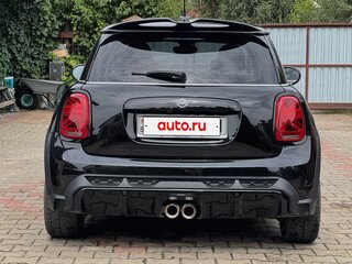 2021 Mini Hatch Cooper III (F55/F56) Рестайлинг 2, чёрный, 2400000 рублей, вид 5