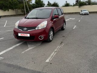 2013 Nissan Note I Рестайлинг, красный, 820000 рублей, вид 1