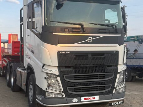 2014 Volvo FH, белый, 7500000 рублей, вид 1