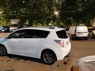 2012 Toyota Verso I Рестайлинг, белый, 1150000 рублей, вид 3