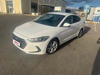 2017 Hyundai Elantra VI (AD), белый, 1520000 рублей, вид 1