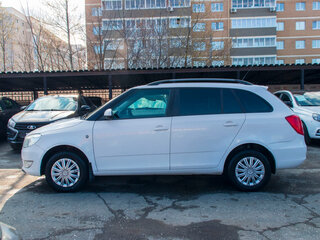 2010 Skoda Fabia II Рестайлинг, белый, 469000 рублей, вид 2