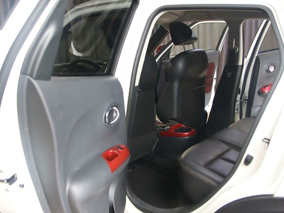 2013 Nissan Juke I, белый - вид 5