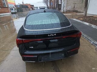 2024 Kia K5 III Рестайлинг, чёрный, 4300000 рублей, вид 4