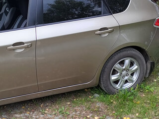 2008 Subaru Impreza III, золотистый, 497000 рублей, вид 5