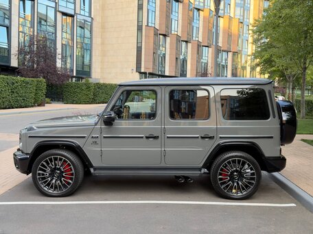2026 Mercedes-Benz G-Класс AMG 63 AMG II (W465) Рестайлинг, серый, 32800000 рублей, вид 2