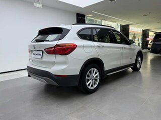 2016 BMW X1 18i sDrive II (F48), белый, 1600000 рублей, вид 5