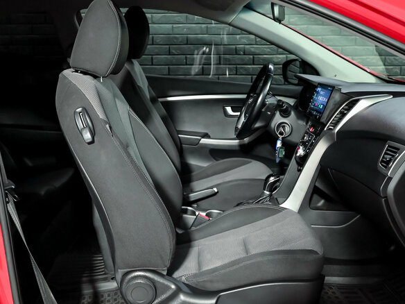 2013 Hyundai i30 II, красный, 920000 рублей - вид 10