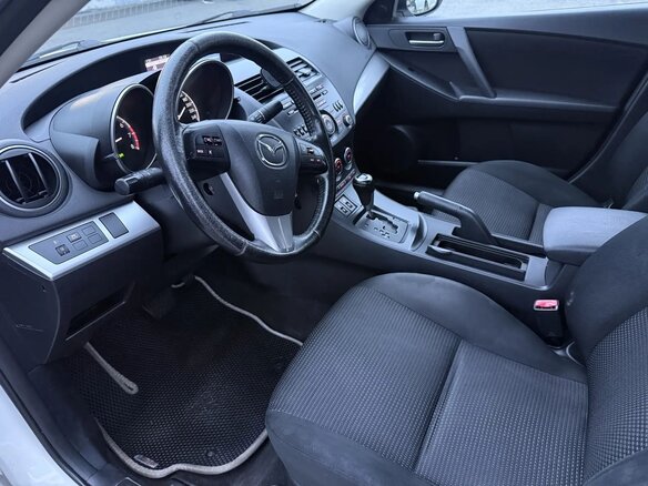 2013 Mazda 3 II (BL) Рестайлинг, белый, 990000 рублей - вид 6