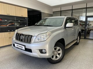2011 Toyota Land Cruiser Prado 150 Series, серебристый, 2390000 рублей, вид 1