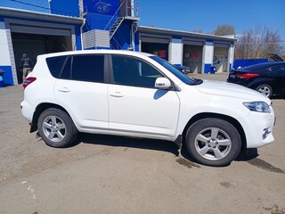 2011 Toyota RAV4 III (XA30) Рестайлинг, белый, 1320000 рублей, вид 4