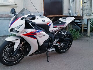 2012 Honda CBR 1000 RR/RA Fireblade, белый, 850000 рублей, вид 3