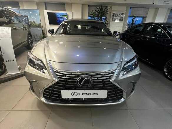 2025 Lexus ES 200 VII Рестайлинг 2, серый, 6099000 рублей - вид 3