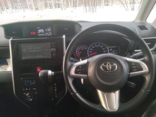 2018 Toyota Roomy I, красный, 990000 рублей, вид 5