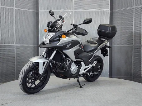 2013 Honda NC 700X, серебристый, 649000 рублей, вид 4