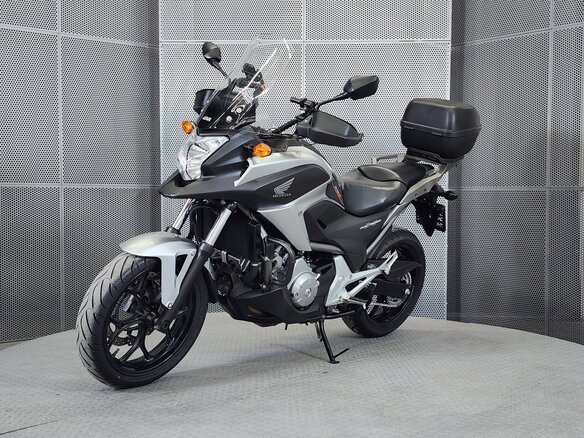 2013 Honda NC 700X, серебристый, 649000 рублей - вид 3
