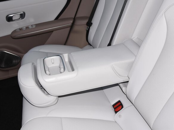 2026 Changan Qiyuan A06 28.39 kWh, синий, 3009000 рублей - вид 36