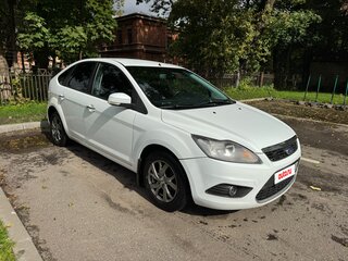 2010 Ford Focus II Рестайлинг, белый, 525000 рублей, вид 2