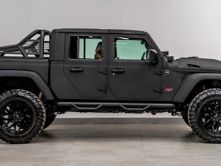 2026 Jeep Gladiator II (JT) Рестайлинг, чёрный, 13377000 рублей, вид 3