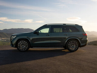2026 Mercedes-Benz GLS 580 II (X167) Рестайлинг 2, зелёный, 20000000 рублей, вид 3