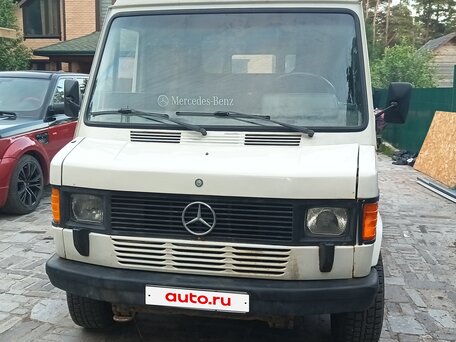1984 Mercedes-Benz T1, белый, 500000 рублей, вид 2