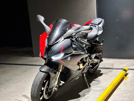 2019 BMW S 1000 RR, красный, 1498000 рублей, вид 5
