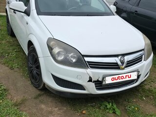 2014 Opel Astra H Рестайлинг, белый, 550000 рублей, вид 4