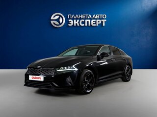 2021 Kia K5 III, чёрный, 2370000 рублей, вид 1