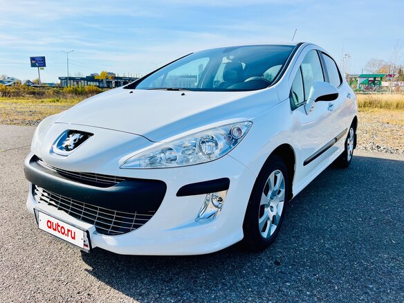 2010 Peugeot 308 I, белый, 525000 рублей - вид 1
