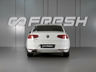2019 Volkswagen Passat B8, белый, 2399000 рублей, вид 4