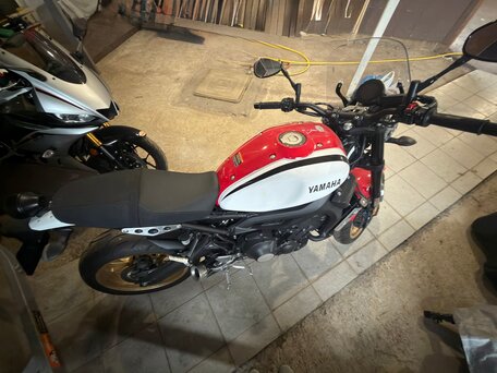 2020 Yamaha XSR900, белый, 1150000 рублей, вид 5