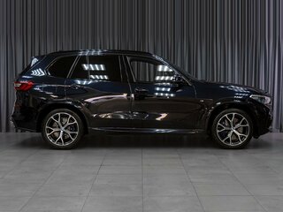2019 BMW X5 40i IV (G05/G18), чёрный, 6890000 рублей, вид 5