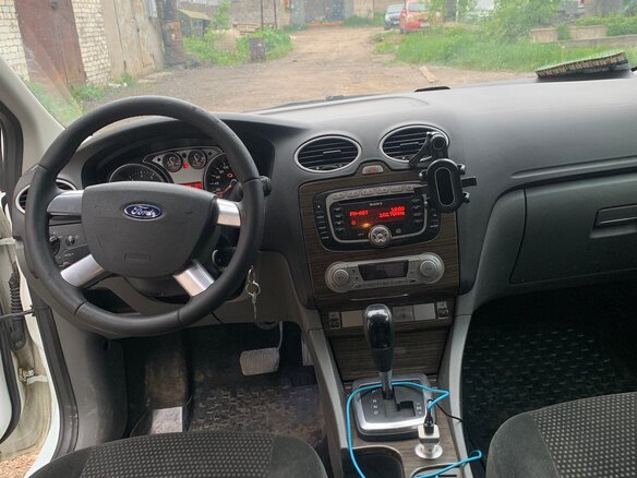 2008 Ford Focus II Рестайлинг, белый, 419000 рублей - вид 5
