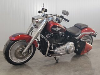 2017 Harley-Davidson Fat Boy, красный, 1789000 рублей, вид 4