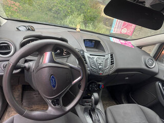 2017 Ford Fiesta Mk6 Рестайлинг, коричневый, 850000 рублей, вид 3